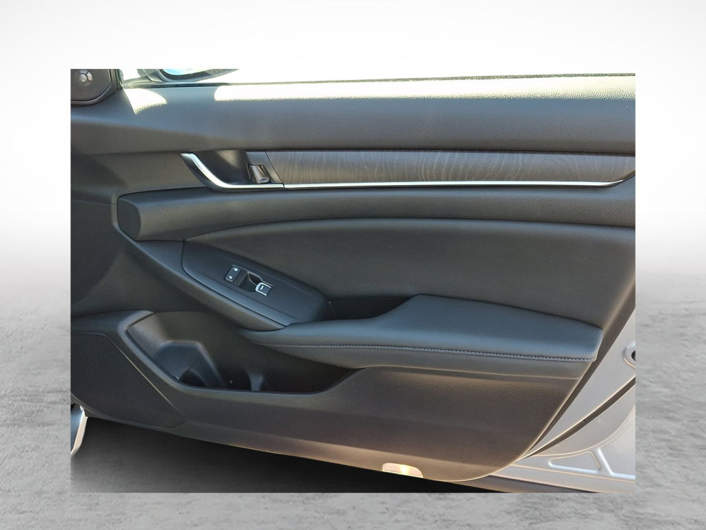 Used 2021 Honda Accord EX-L image 10