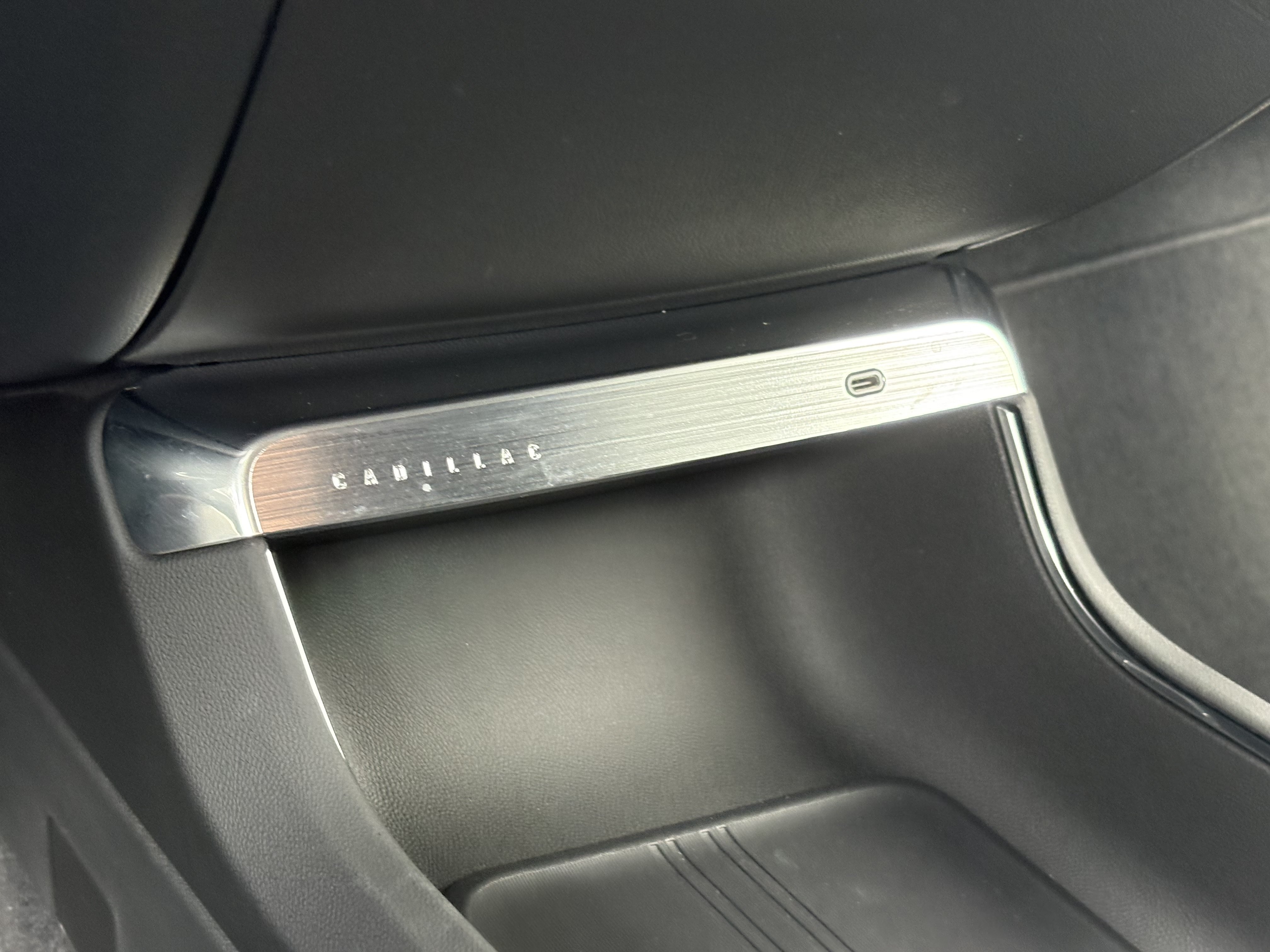 Certified 2024 Cadillac Lyriq Tech AWD/4WD image 25