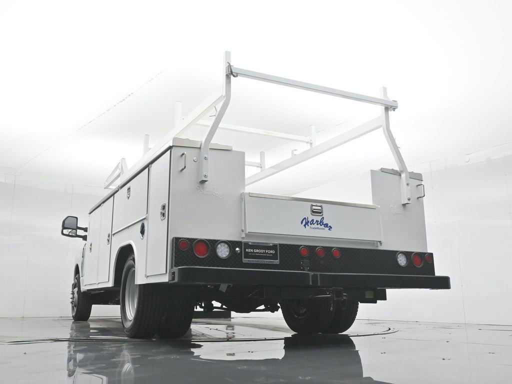 New 2026 Ford F350 XL w/ XL Chrome Package RWD image 49