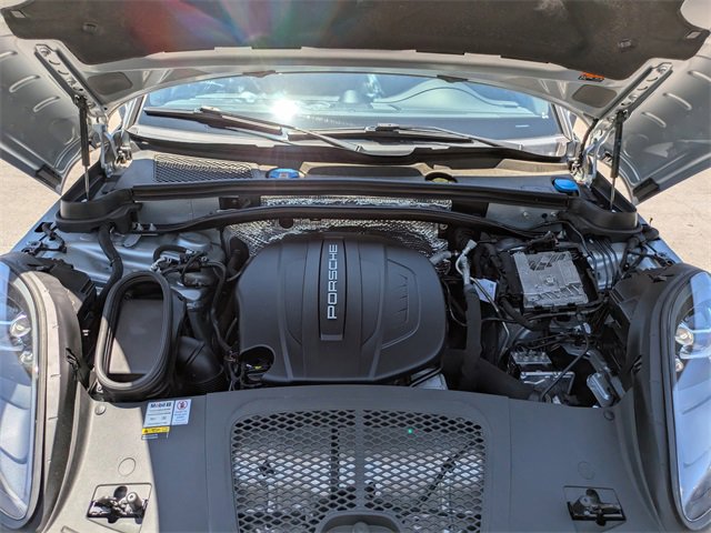 Used 2021 Porsche Macan image 10
