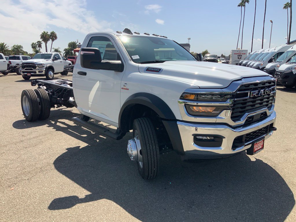New 2026 RAM 4500 Tradesman w/ Chrome Appearance Group RWD image 3