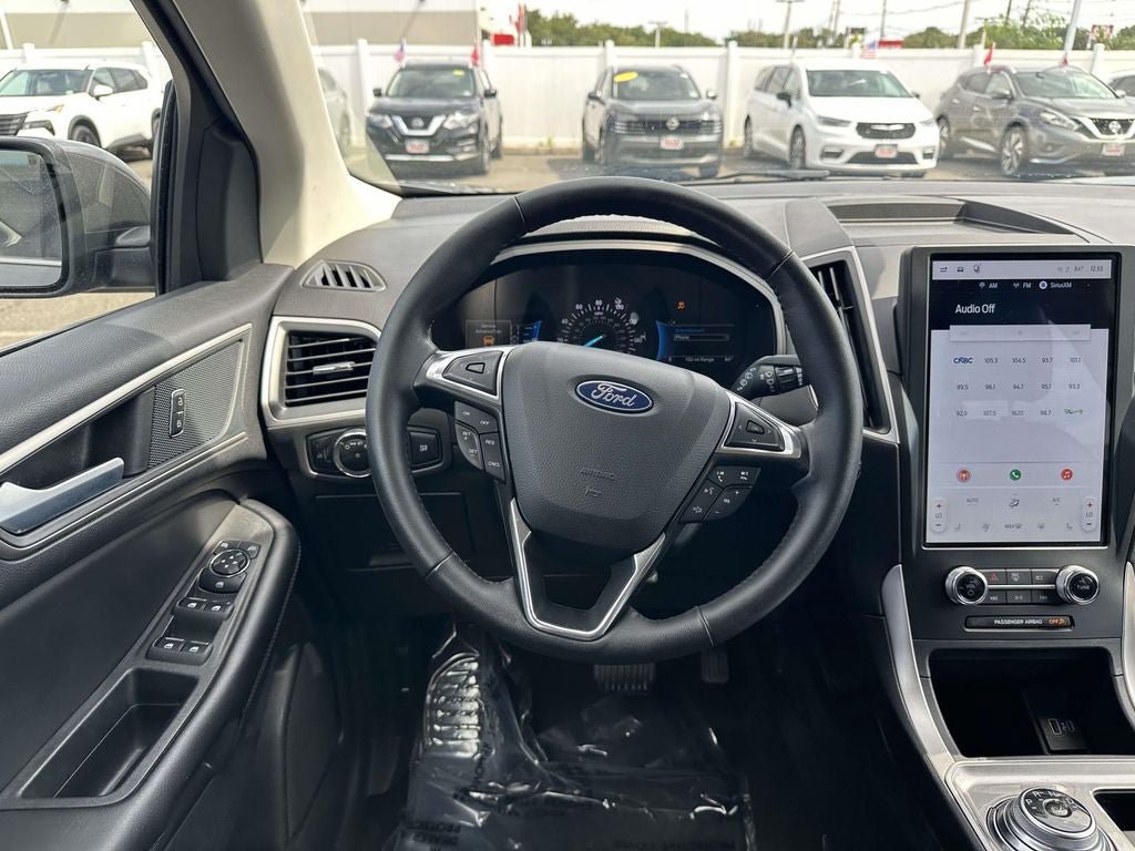 Used 2024 Ford Edge SEL AWD/4WD image 11