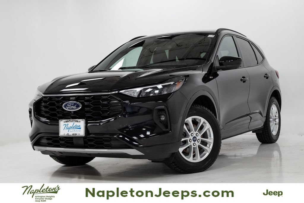 Used 2023 Ford Escape ST-Line Select w/ Tech Pack #2 AWD/4WD image 1