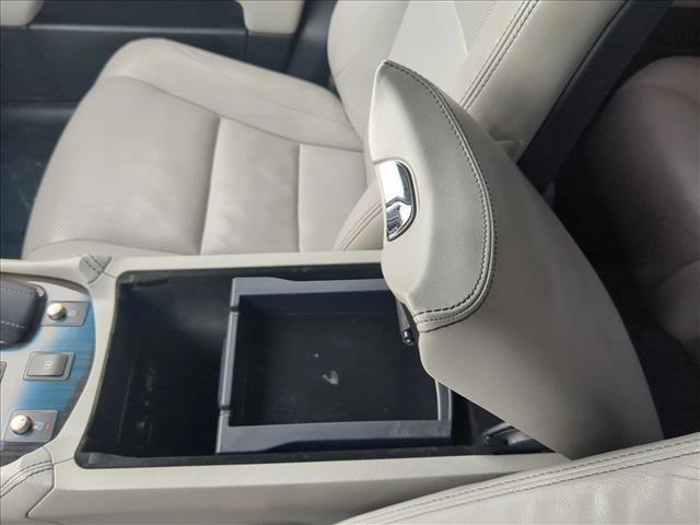 Used 2017 Lexus LS 460 AWD image 15