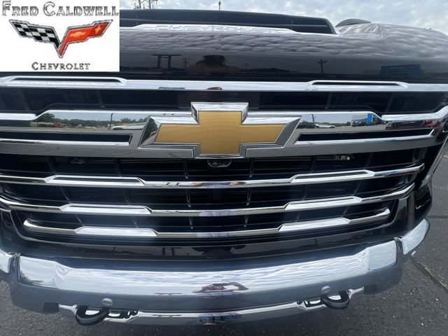 Certified 2025 Chevrolet Silverado 3500 LTZ w/ LTZ Premium Package AWD/4WD image 36