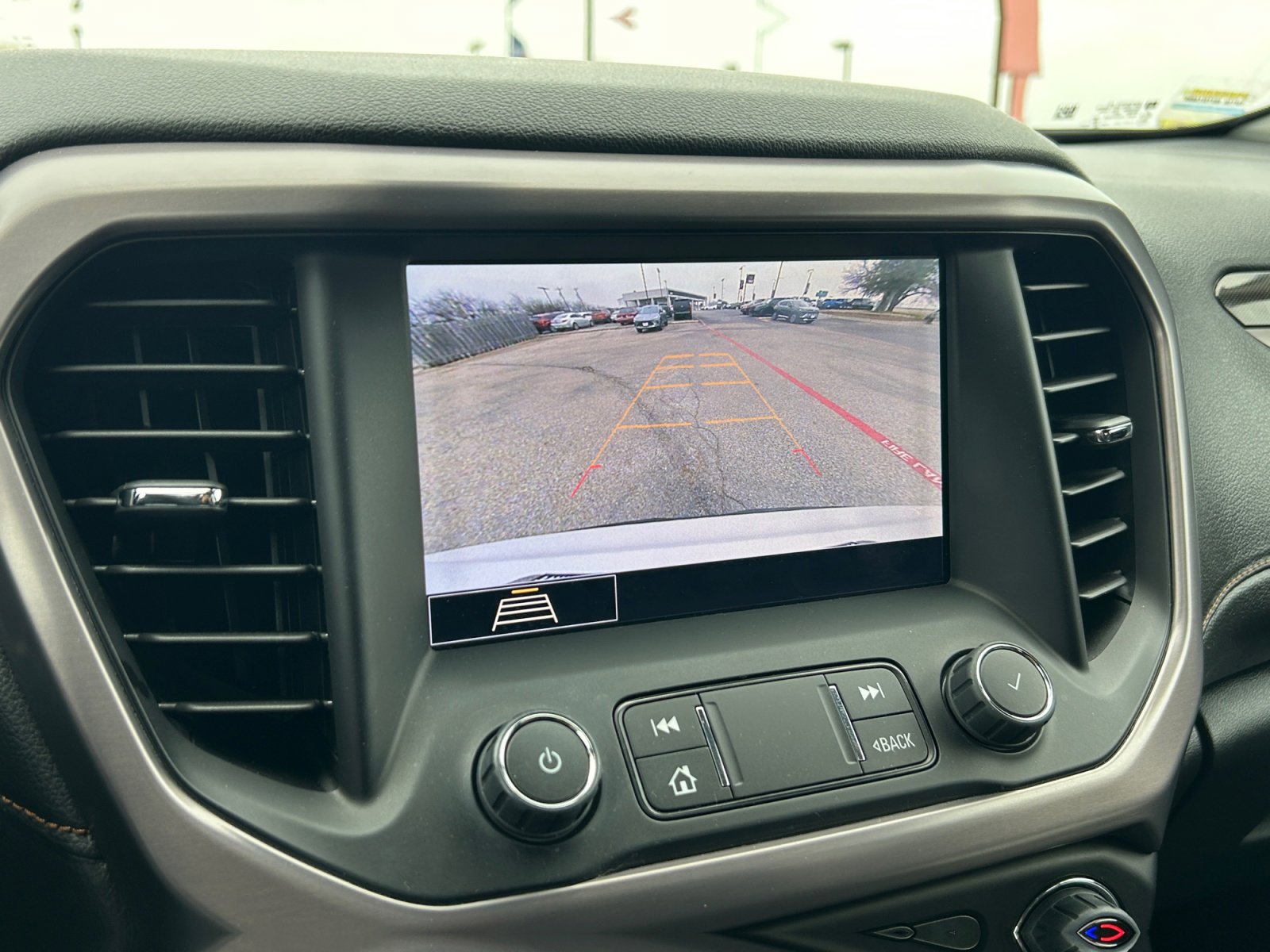 Used 2020 GMC Acadia AT4 image 15