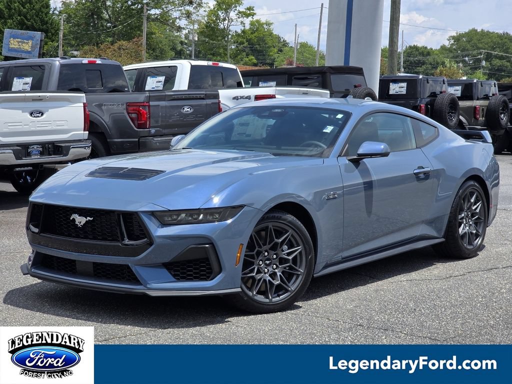 New 2026 Ford Mustang GT w/ GT Performance Package