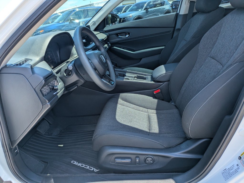 Used 2026 Honda Accord SE image 13
