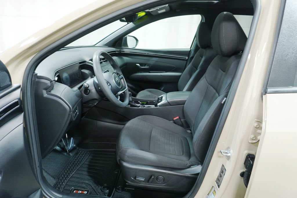 Certified 2023 Hyundai Santa Cruz SEL w/ Activity Package FWD image 10