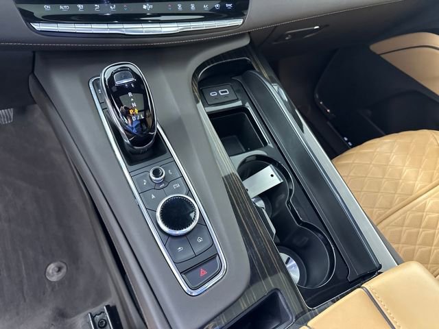 Used 2024 Cadillac Escalade ESV Sport w/ LPO, ONYX Package image 21