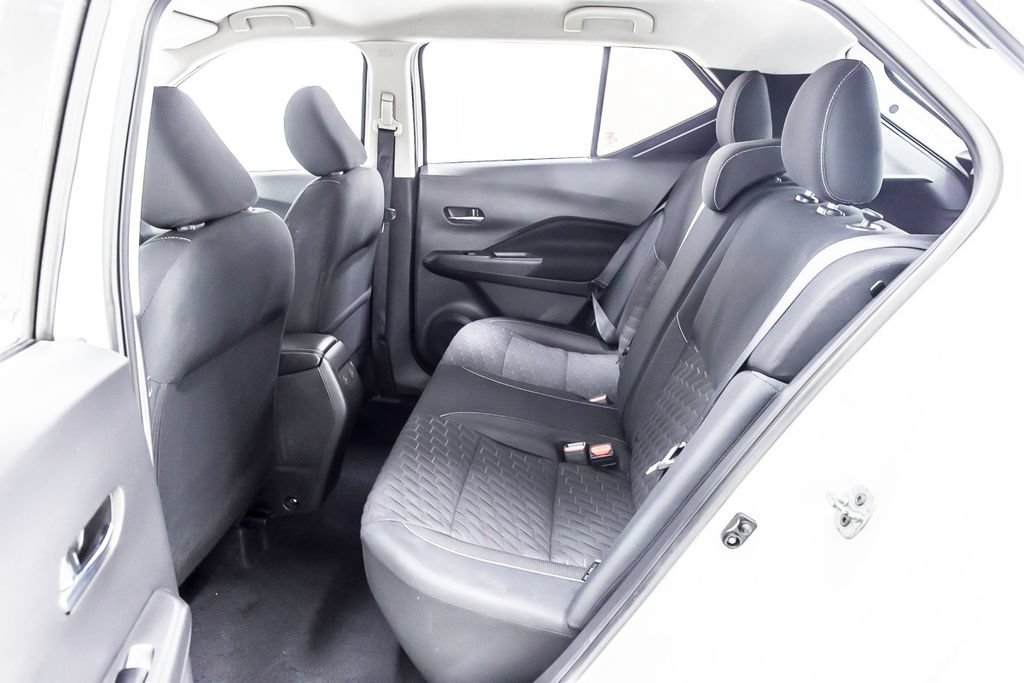 Used 2021 Nissan Kicks SV w/ Exterior Package FWD image 28