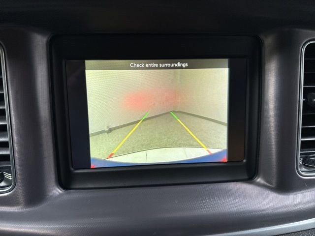 Used 2020 Dodge Charger SXT image 2