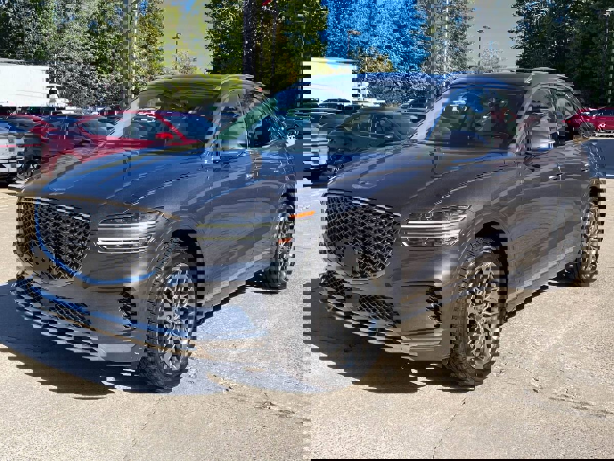 Used 2022 Genesis GV70 2.5T w/ Select Package