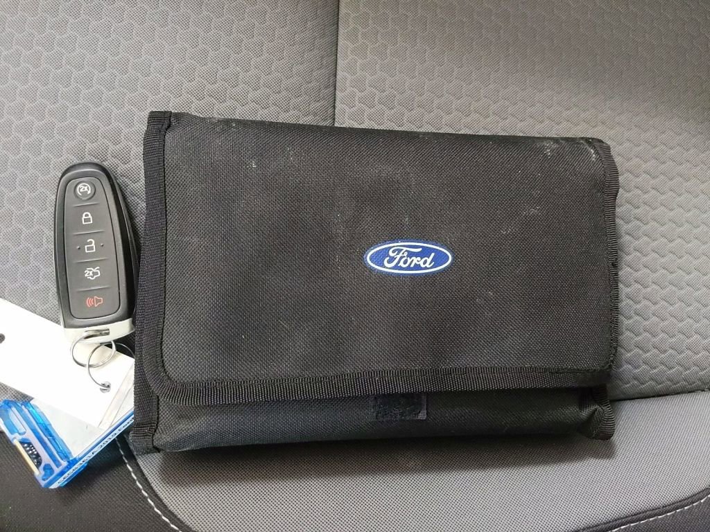 Used 2019 Ford Escape SE AWD/4WD image 29