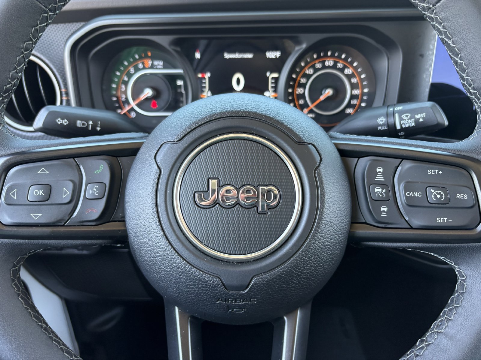 Used 2026 Jeep Gladiator Mojave AWD/4WD image 36