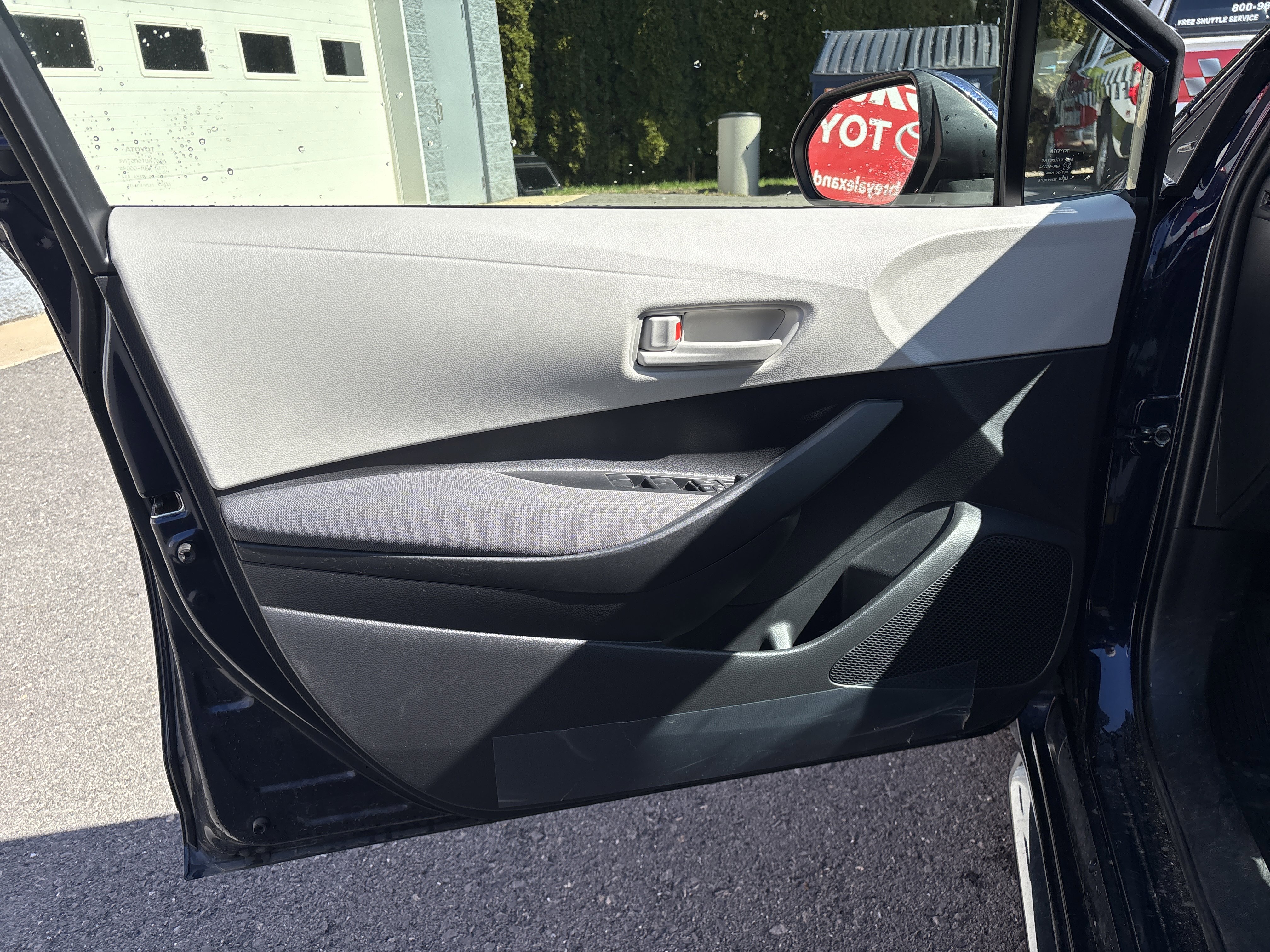 Certified 2025 Toyota Corolla LE image 16