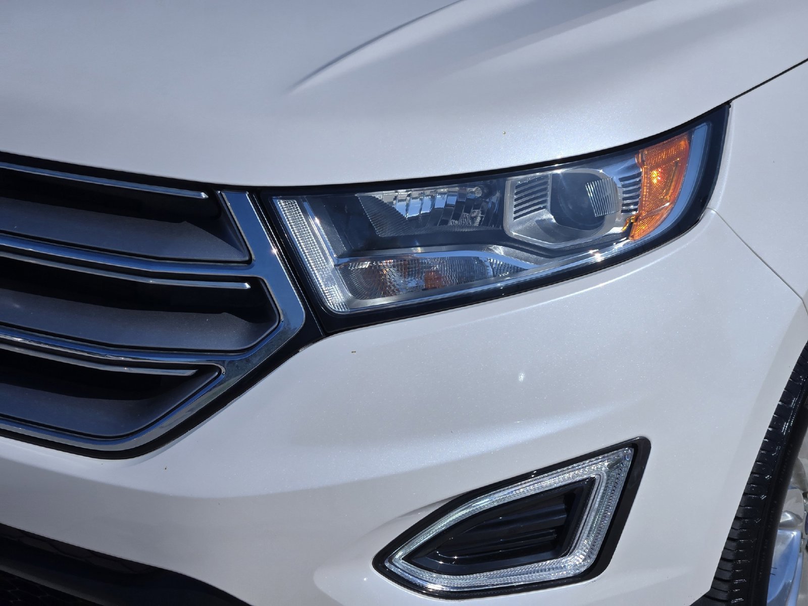 Used 2017 Ford Edge Titanium w/ Technology Package FWD image 10