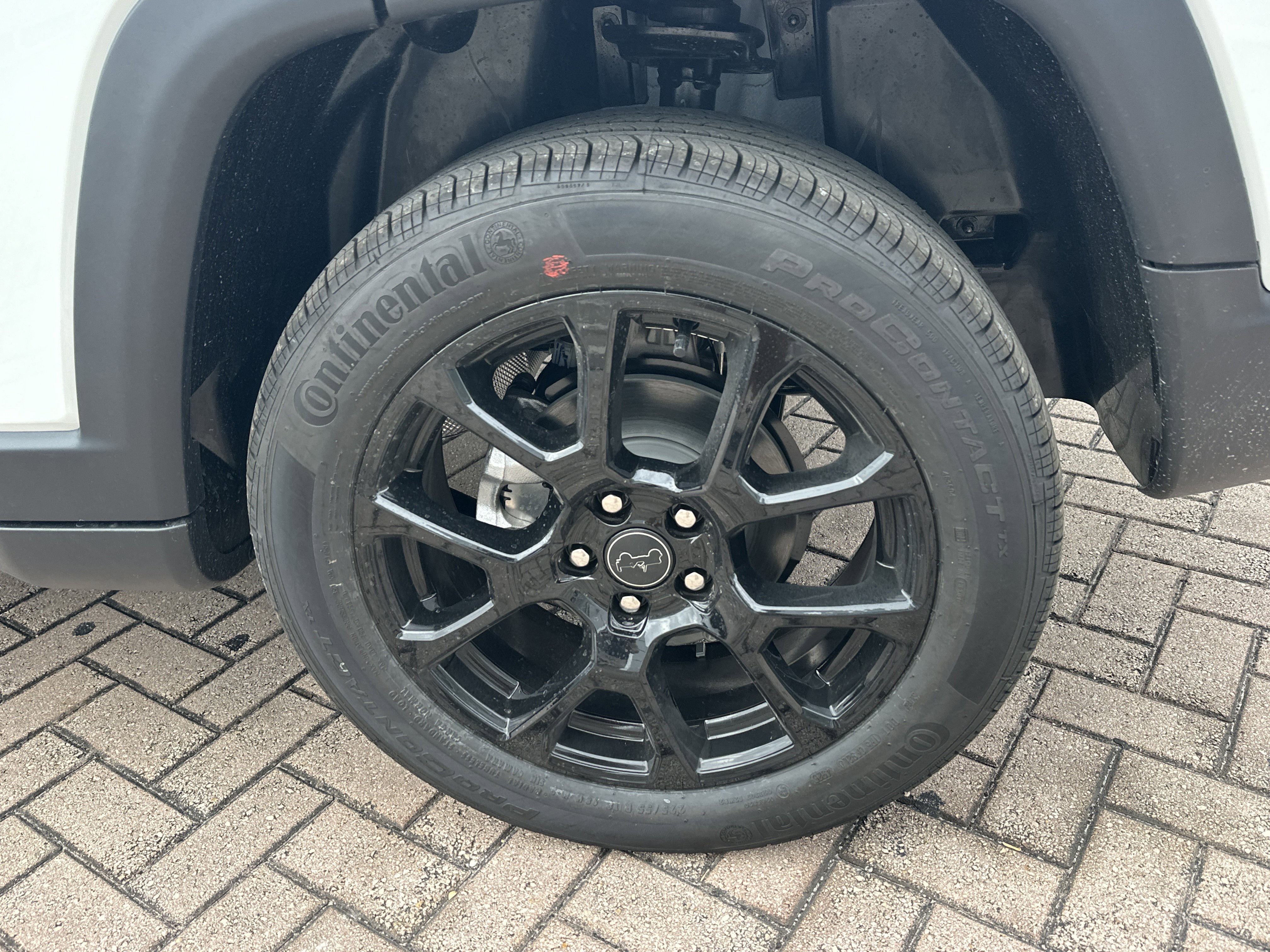 New 2026 Jeep Compass Latitude image 13