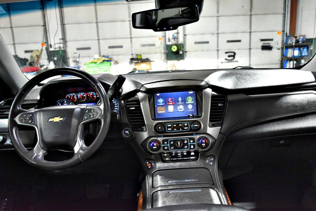 Used 2015 Chevrolet Tahoe LTZ AWD/4WD image 16