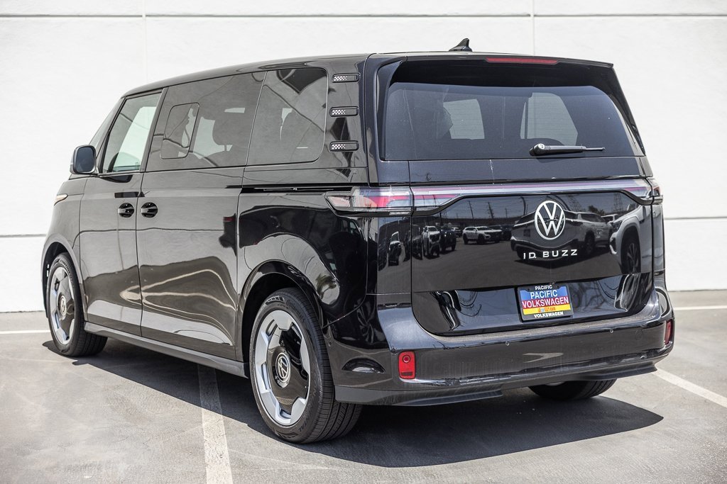 New 2025 Volkswagen ID. Buzz Pro S image 4