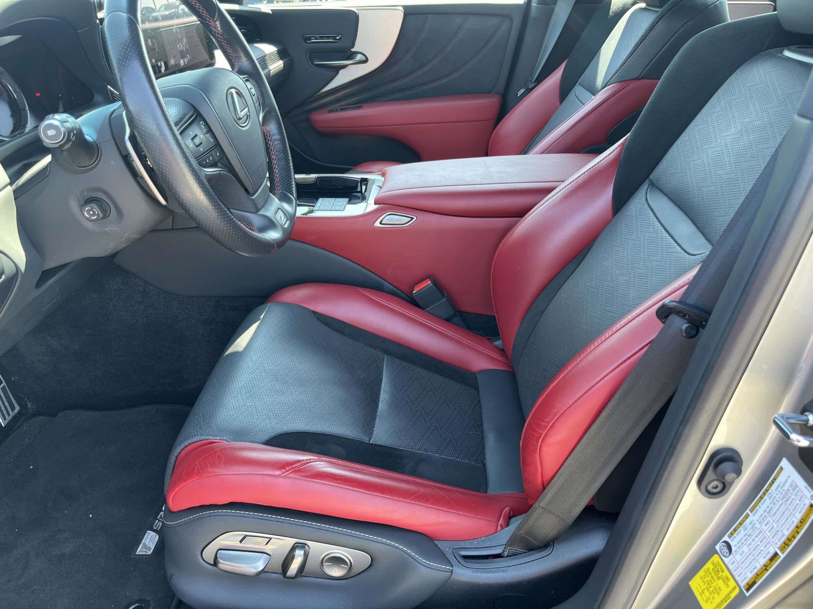 Used 2023 Lexus LS 500 F Sport w/ Cold Weather Package (CK) image 16