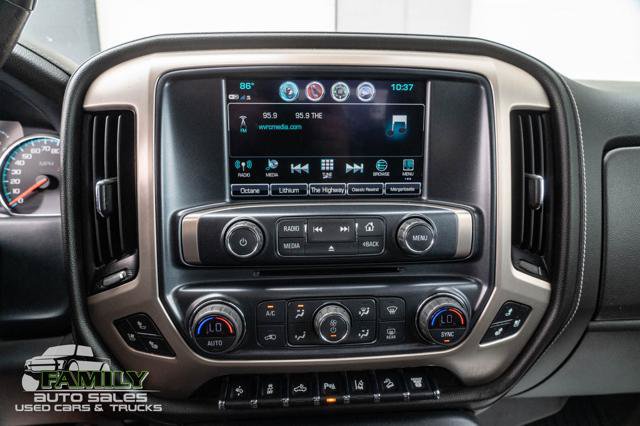 Used 2019 GMC Sierra 2500 Denali w/ Duramax Plus Package AWD/4WD image 17