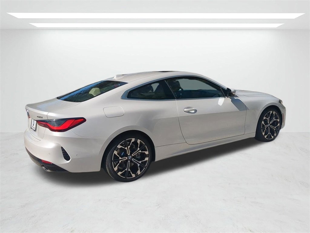 New 2026 BMW 430i 430i w/ Premium Package image 4