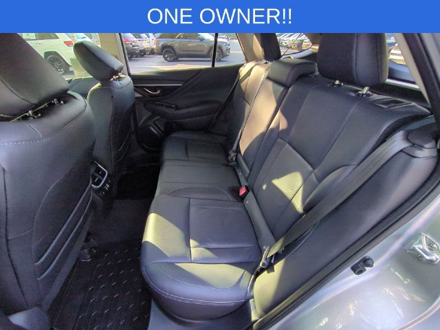 Used 2025 Subaru Outback Limited AWD/4WD image 32