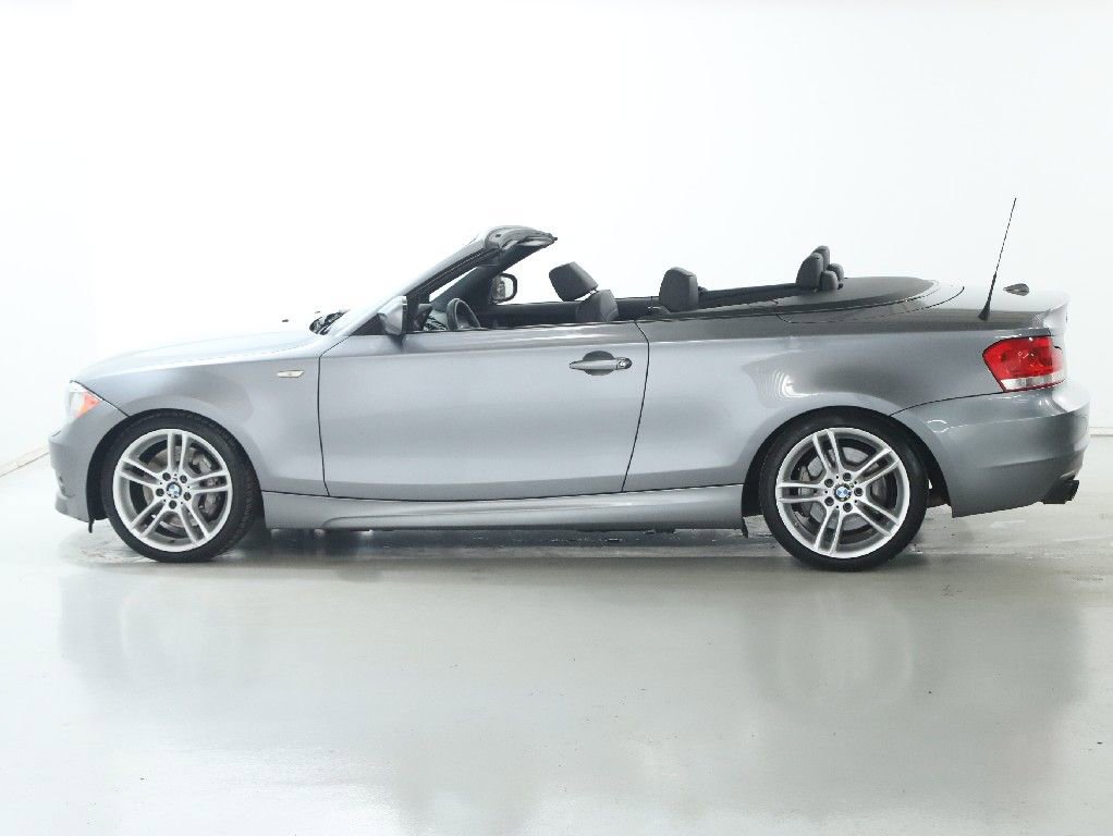 Used 2013 BMW 135i Convertible image 39