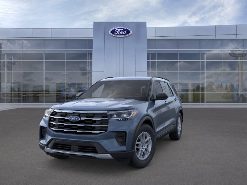 New 2026 Ford Explorer Active RWD image 3