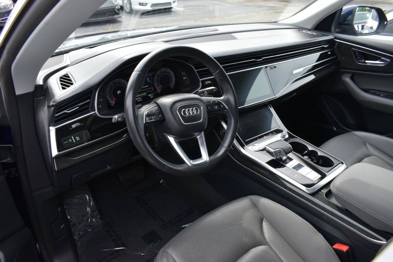 Used 2020 Audi Q8 Prestige w/ Prestige Package AWD/4WD image 10