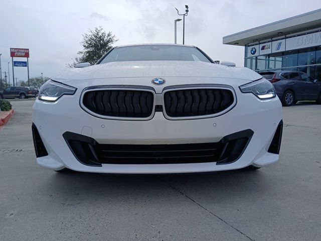 New 2026 BMW 230i Coupe RWD image 2