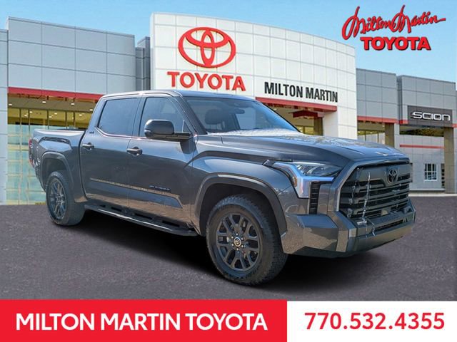 Used 2023 Toyota Tundra SR5 w/ SR5 Convenience Package image 1
