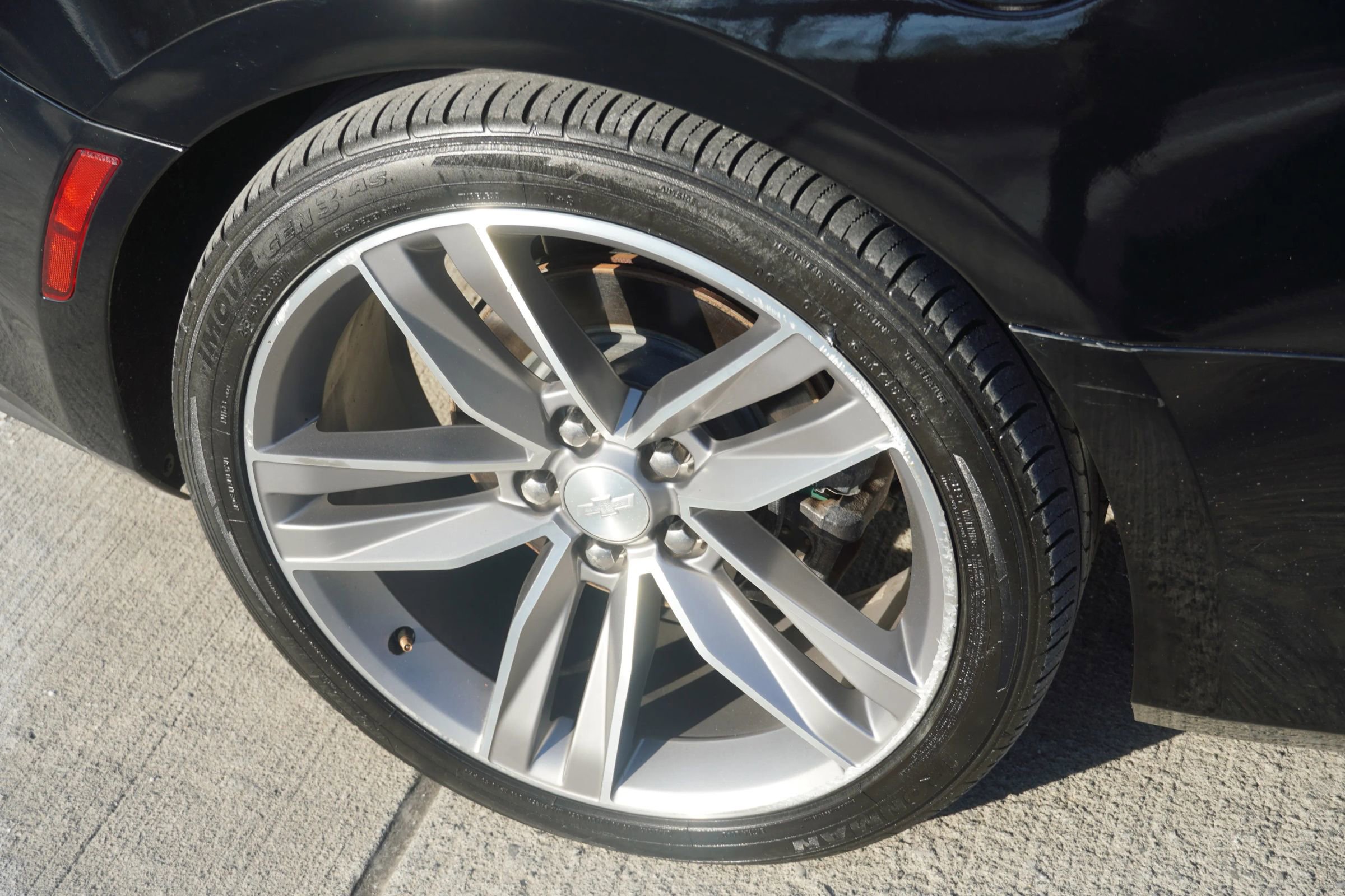 Used 2017 Chevrolet Camaro LT w/ RS Package image 16