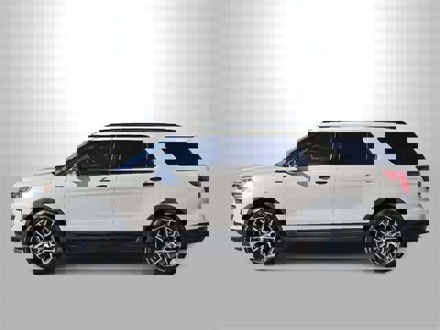 Used 2018 Ford Explorer Sport w/ Equipment Group 401A image 5