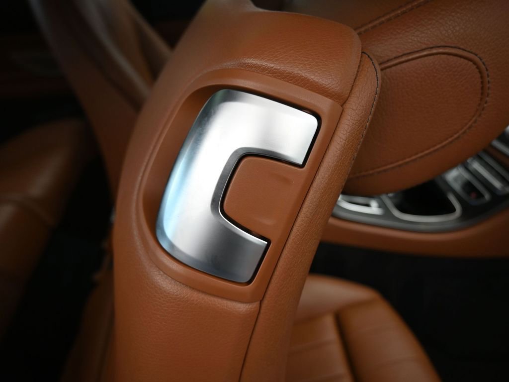 Used 2019 Mercedes-Benz E 450 Coupe w/ AMG Line Package image 43