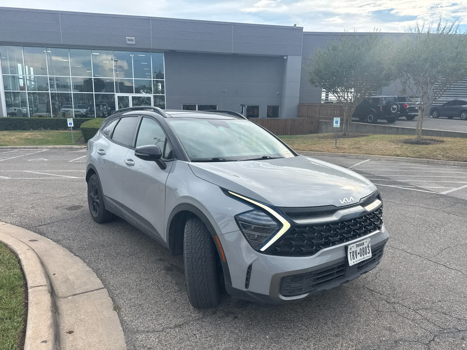 Used 2024 Kia Sportage X-Pro AWD/4WD image 4