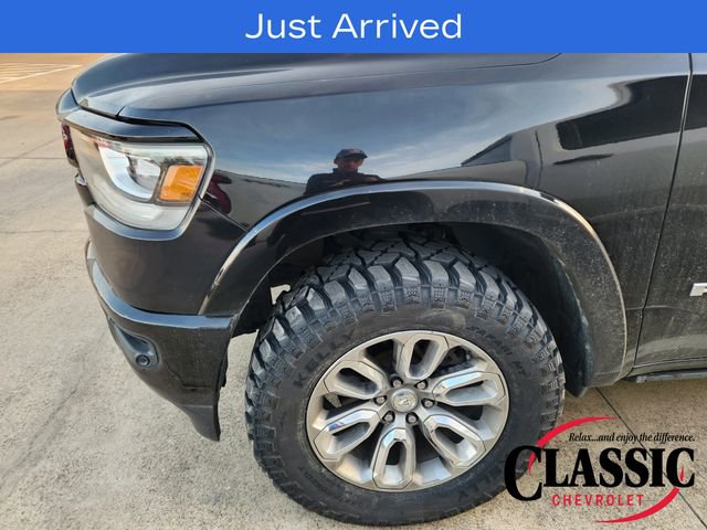 Used 2020 RAM 1500 Laramie w/ Sport Appearance Package AWD/4WD image 10