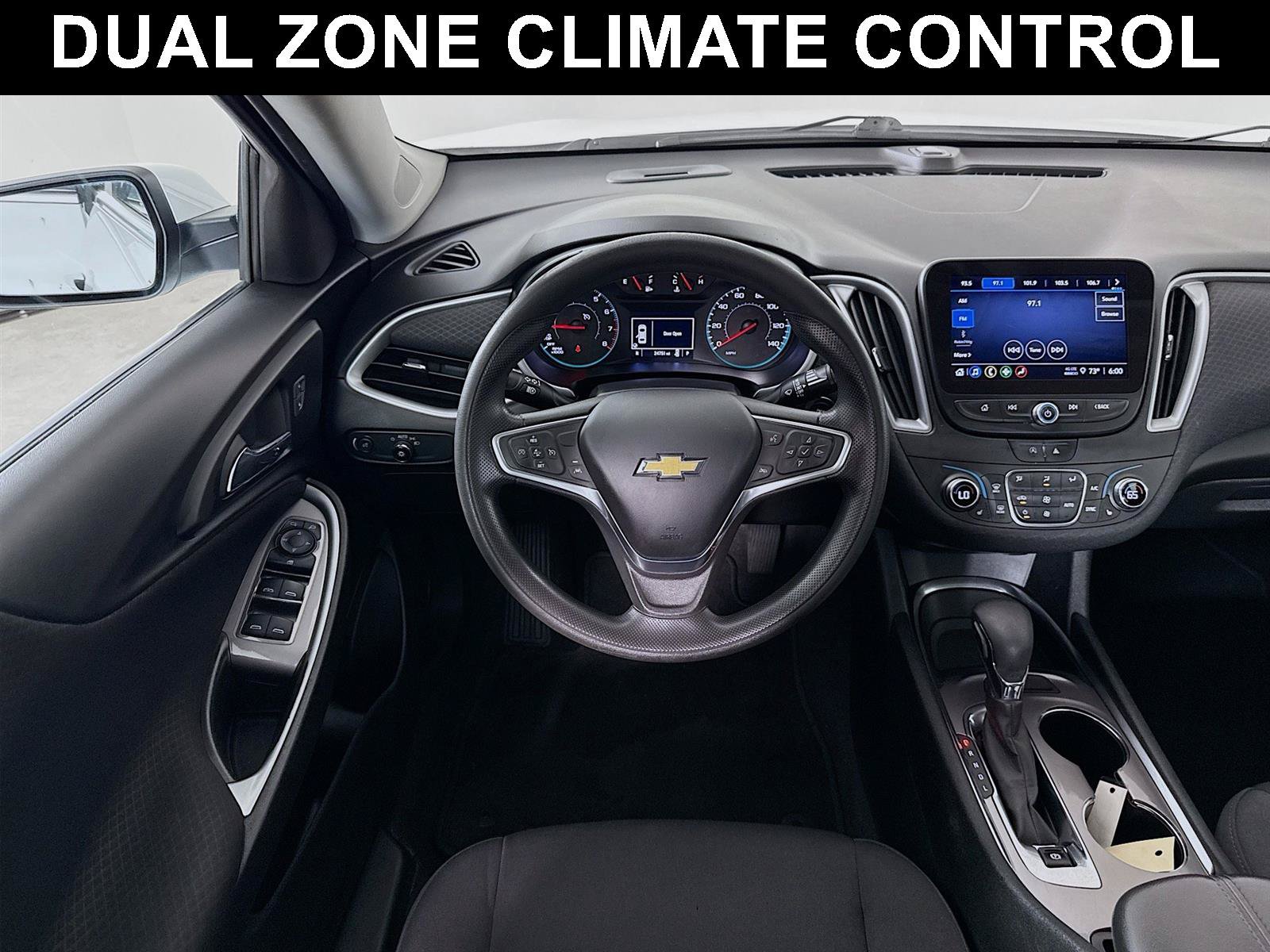 Used 2023 Chevrolet Malibu LT FWD image 2