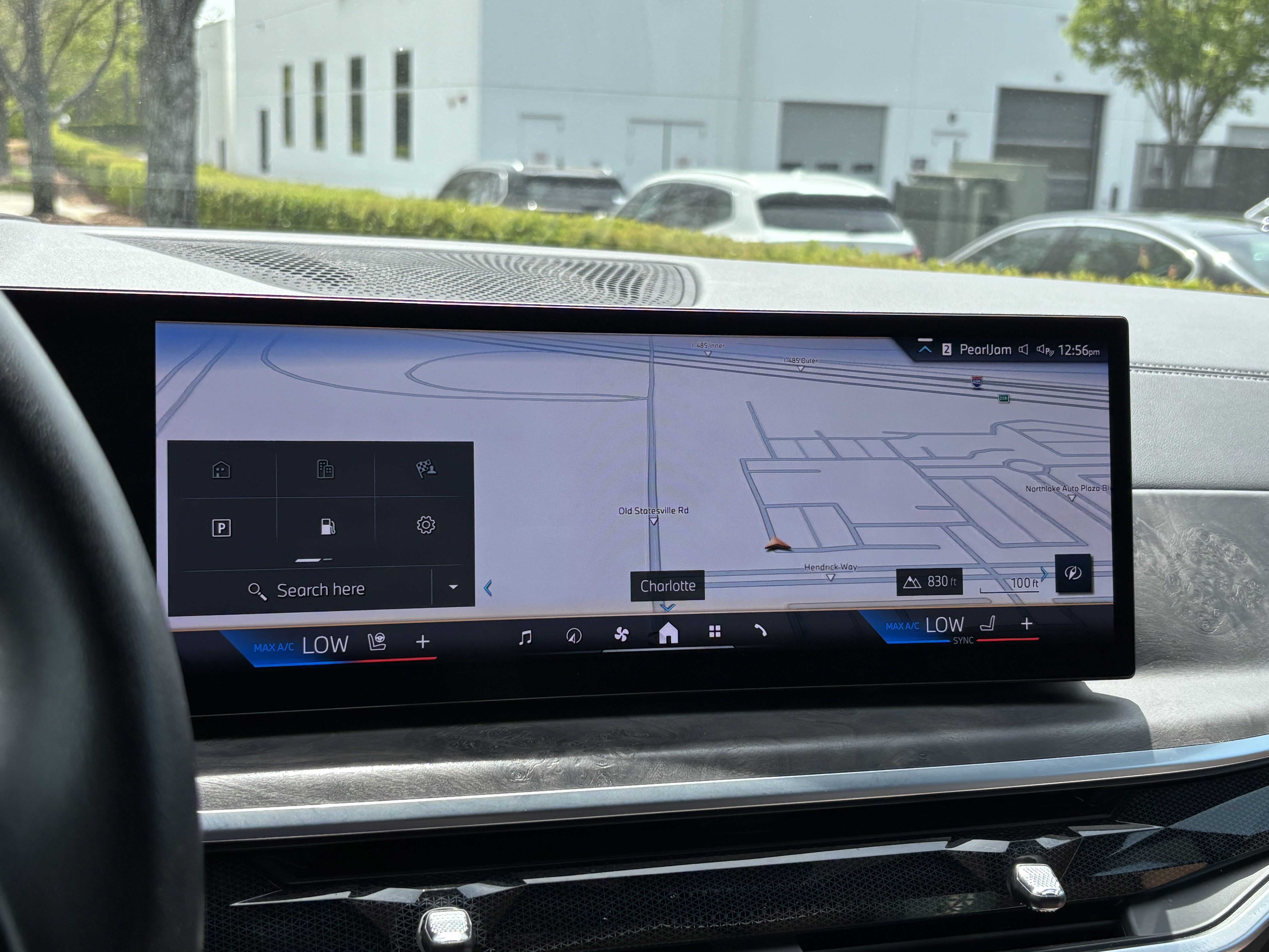 Certified 2024 BMW X5 sDrive40i w/ Premium Package image 25