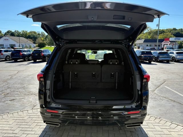 Used 2026 Buick Enclave Sport Touring AWD/4WD image 11