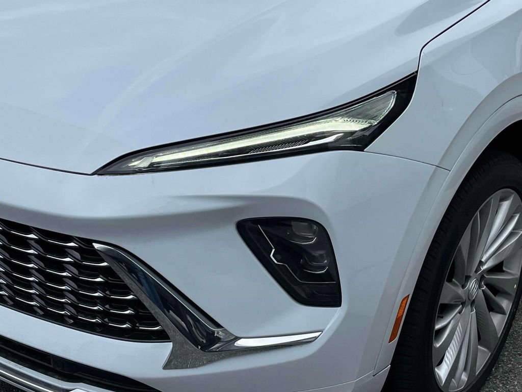 New 2026 Buick Envision Avenir image 9