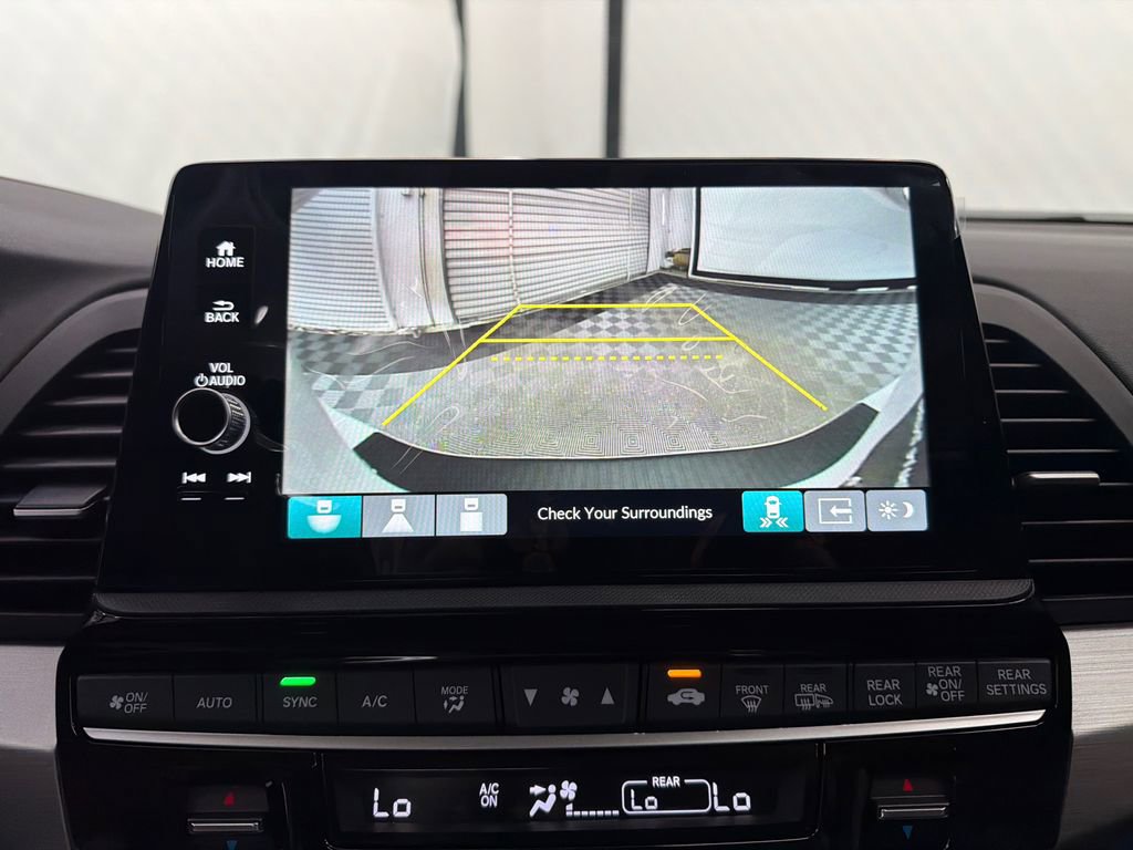 New 2026 Honda Odyssey Touring image 34