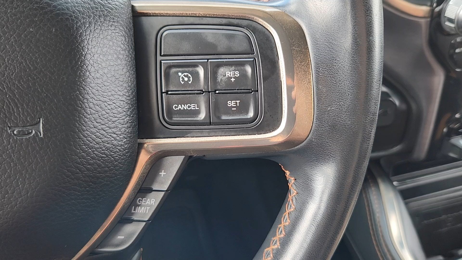 Used 2021 RAM 2500 Limited AWD/4WD image 13