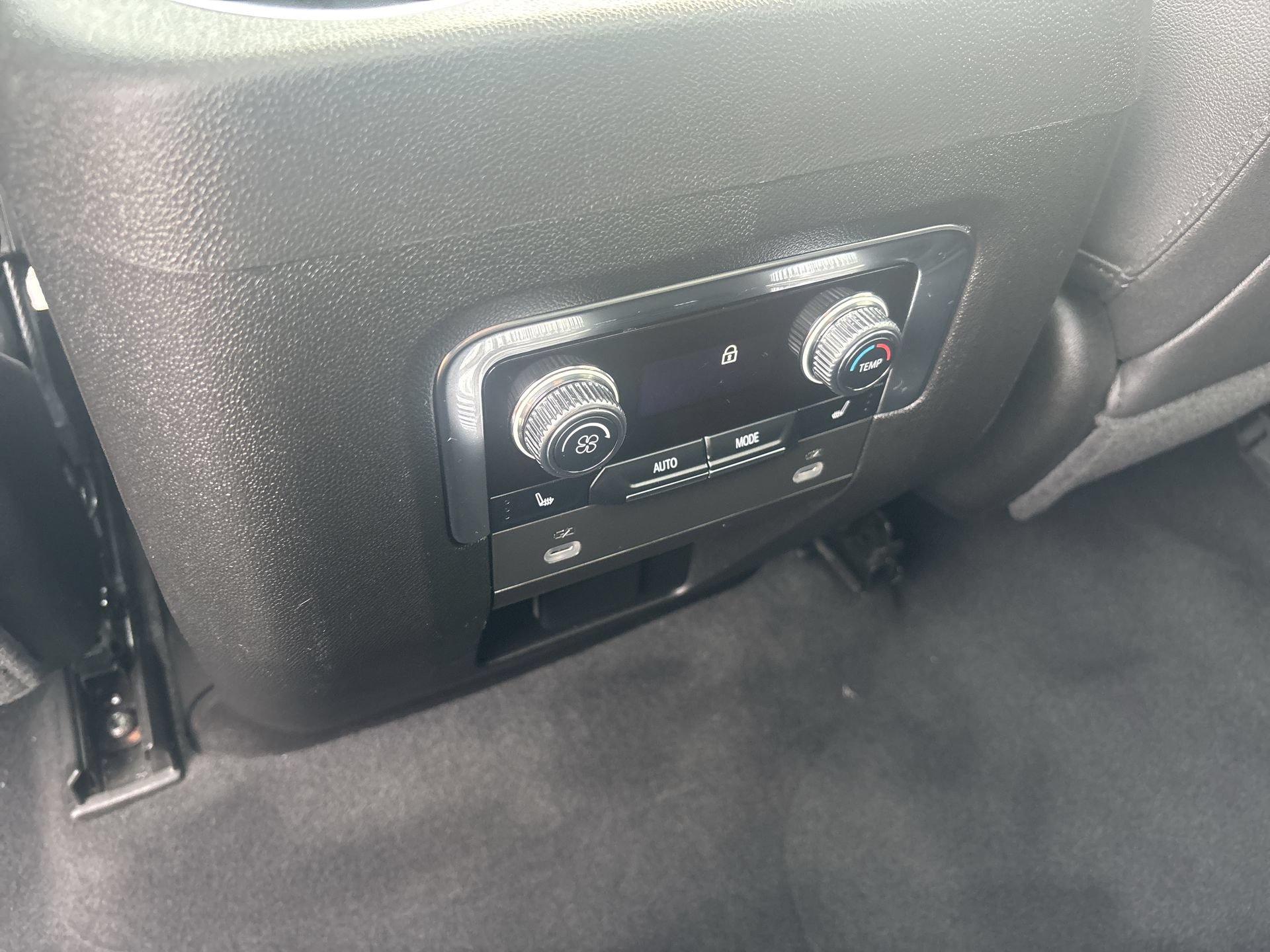 Certified 2023 GMC Yukon AT4 AWD/4WD image 22