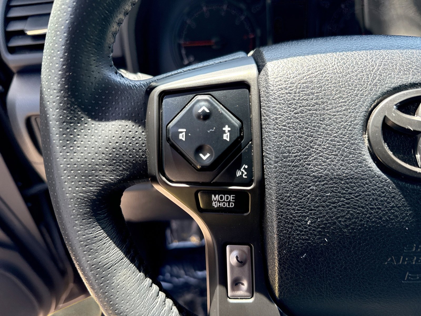 Used 2022 Toyota 4Runner Trail Special Edition AWD/4WD image 20