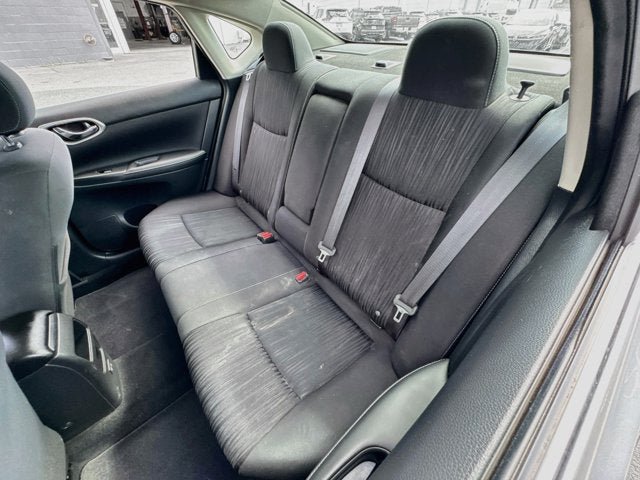 Certified 2019 Nissan Sentra SV FWD image 18