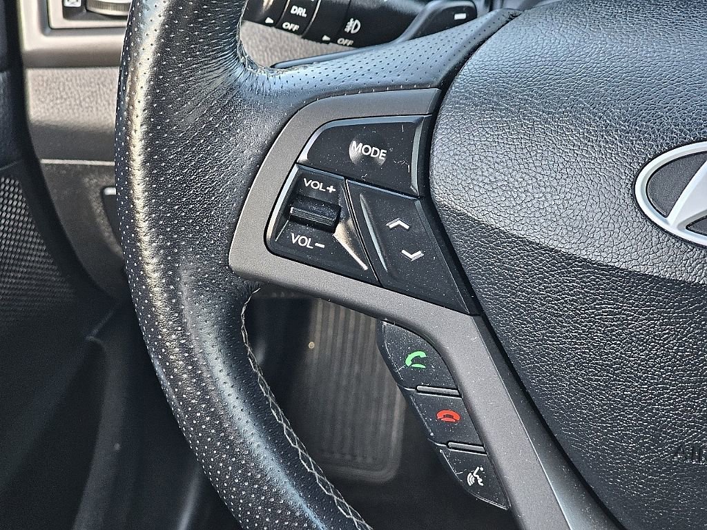 Used 2016 Hyundai Veloster Turbo image 29