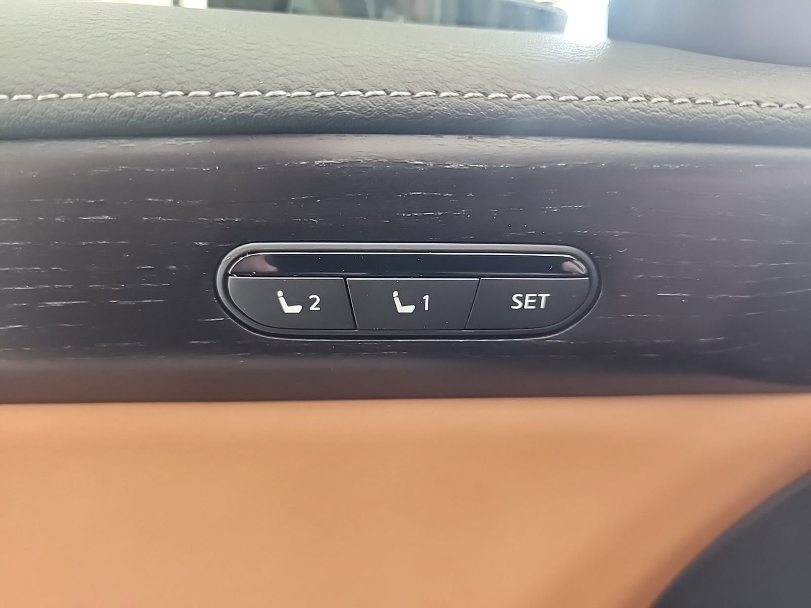 New 2026 INFINITI QX60 Autograph w/ Dark Cargo Package image 32