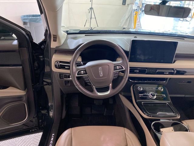 Used 2023 Lincoln Nautilus Reserve AWD/4WD image 33